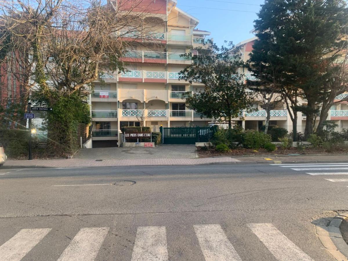 Apartment Les Pieds Dans L'eau By Interhome Arcachon