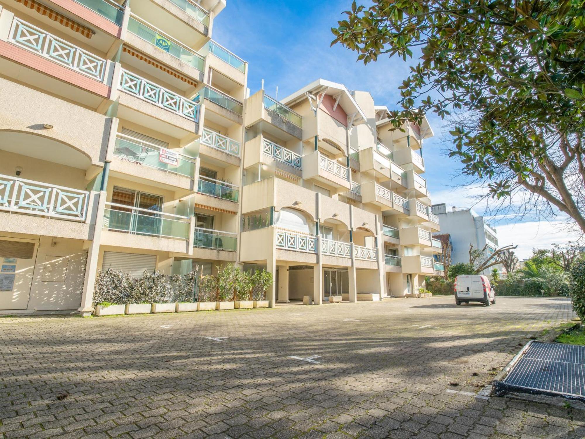 Apartment Les Pieds Dans L'eau By Interhome *