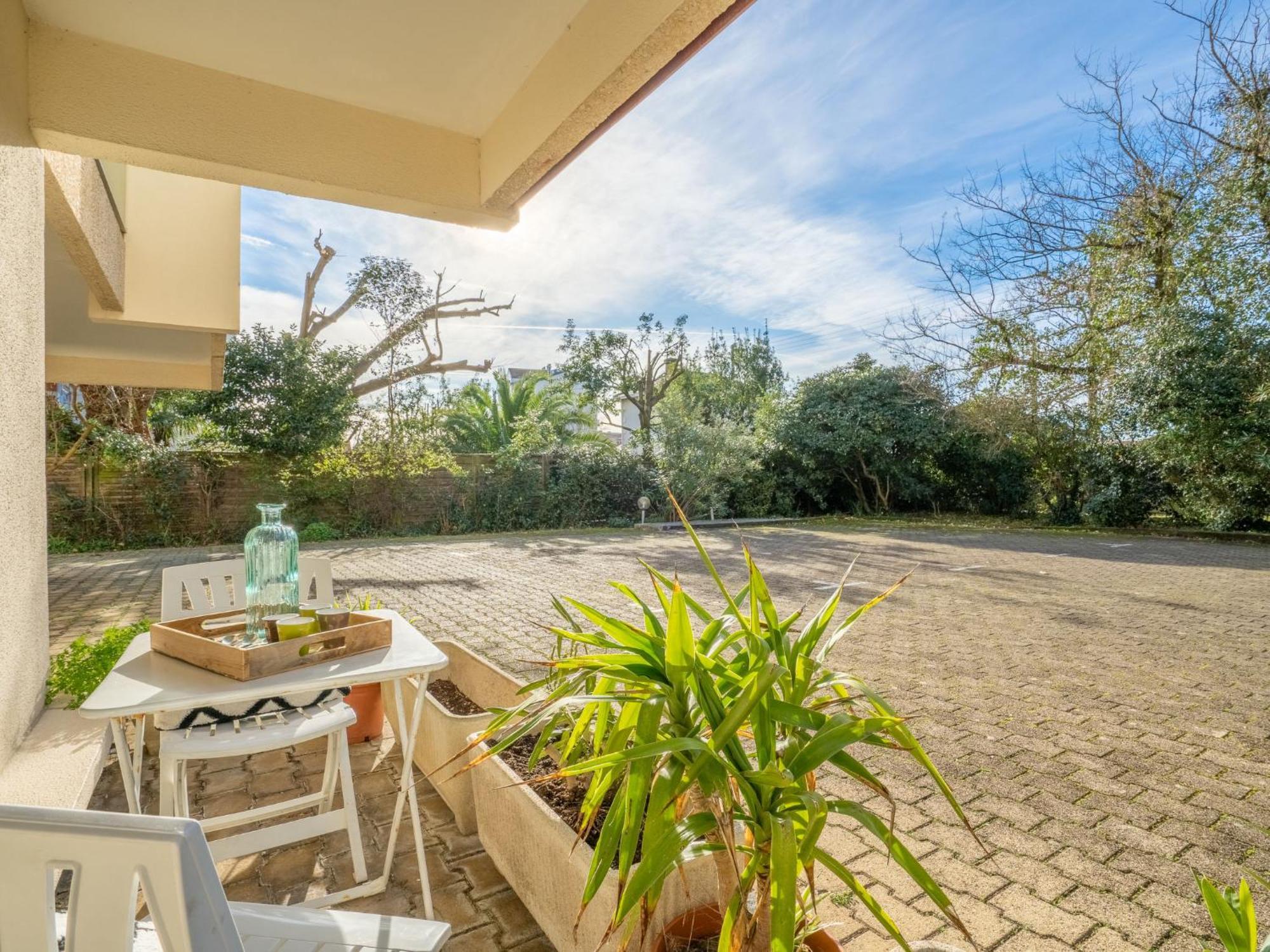 Les Pieds Dans L'eau By Interhome Apartment